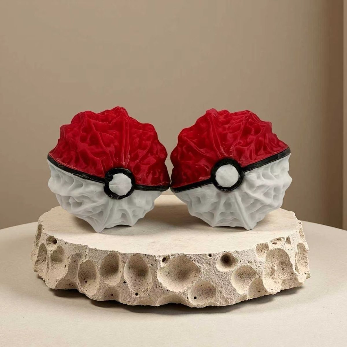 Pokeball Cosplay Prop - Pokemon Pokeball 3D Orzech Czerwono-Biały w